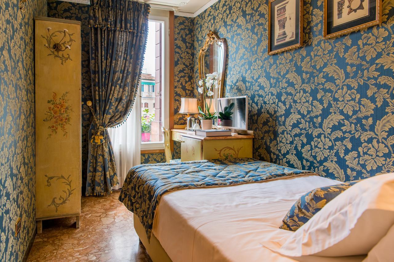 Hotel Santo Stefano Venezia Esterno foto
