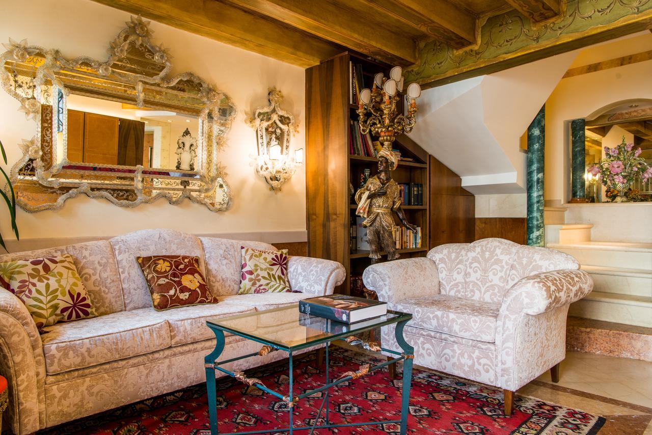 Hotel Santo Stefano Venezia Esterno foto