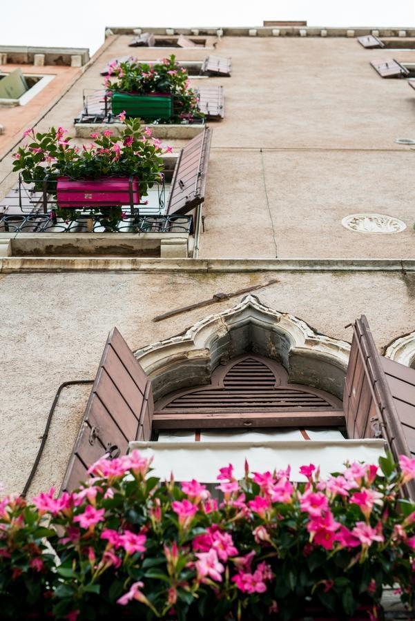 Hotel Santo Stefano Venezia Esterno foto